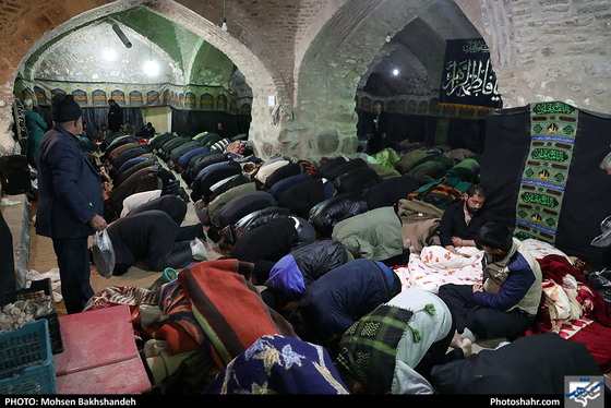 زائران پیاده / عکس: محسن بخشنده / شهرآرا