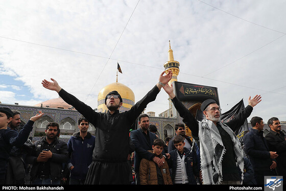عزاداری 28 صفر در حرم امام رضا (ع) / عکس: محسن بخشنده / شهرآرا
