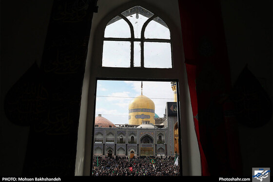 عزاداری 28 صفر در حرم امام رضا (ع) / عکس: محسن بخشنده / شهرآرا