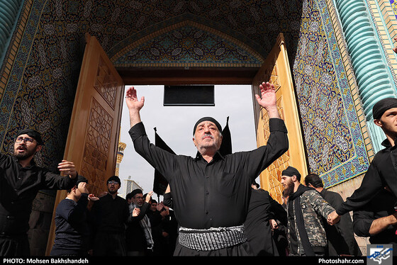 عزاداری 28 صفر در حرم امام رضا (ع) / عکس: محسن بخشنده / شهرآرا