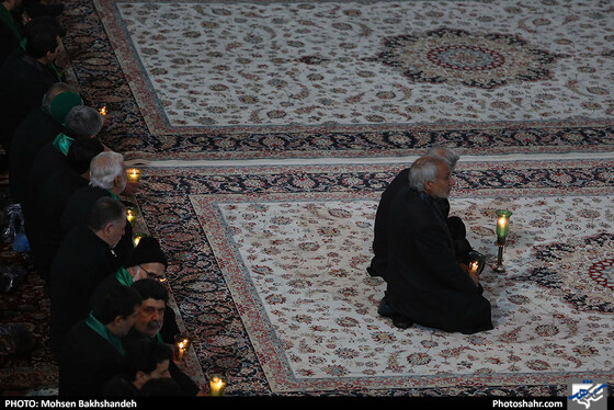 خطبه خوانی شب شهادت امام رضا (ع) / عکس: محسن بخشنده / شهرآرا