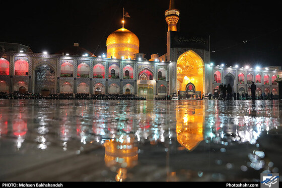 خطبه خوانی شب شهادت امام رضا (ع) / عکس: محسن بخشنده / شهرآرا