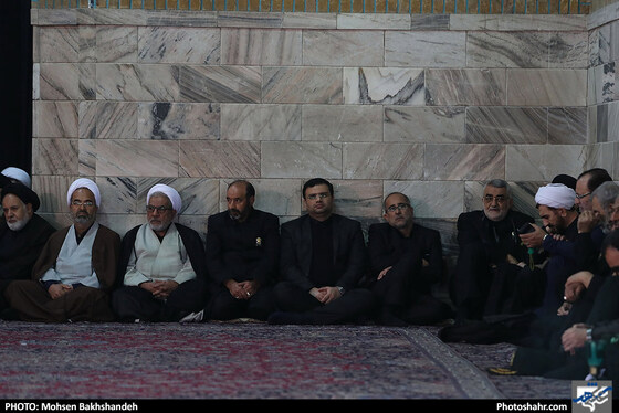 خطبه خوانی شب شهادت امام رضا (ع) / عکس: محسن بخشنده / شهرآرا