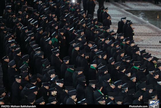 خطبه خوانی شب شهادت امام رضا (ع) / عکس: محسن بخشنده / شهرآرا