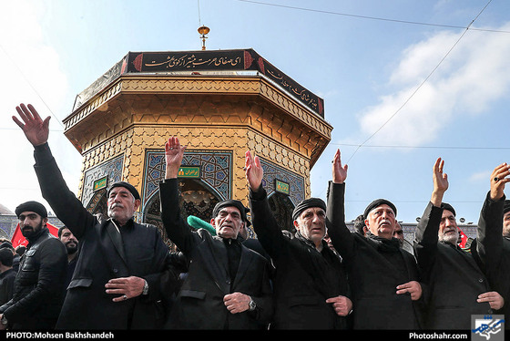 مراسم عزاداری شهادت امام رضا (ع) در حرم مطهر رضوی / عکس: محسن بخشنده / شهرآرا