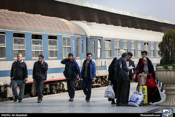 بازگشت زائران امام رضا (ع) از مشهد / عکس: علی عبدالهی / شهرآرا