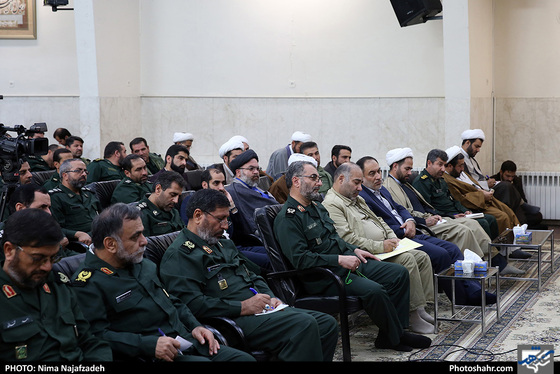 دیدار بسیجیان با آیت‌الله علم‌الهدی / عکس: نیما نجف زاده /شهرآرا