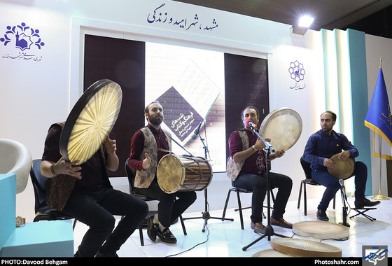 دومین روز بیستمین نمایشگاه بین ‌المللی کتاب مشهد / عکس: داوود بهگام / شهرآرا