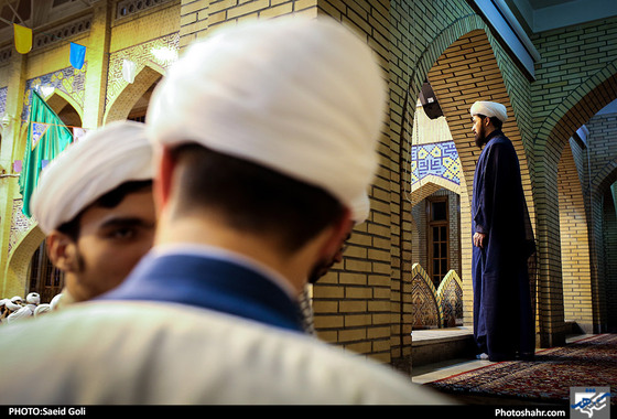 مراسم عمامه‌گذاری طلاب حوزه علمیه خراسان / عکس: سعیدگلی / شهرآرا