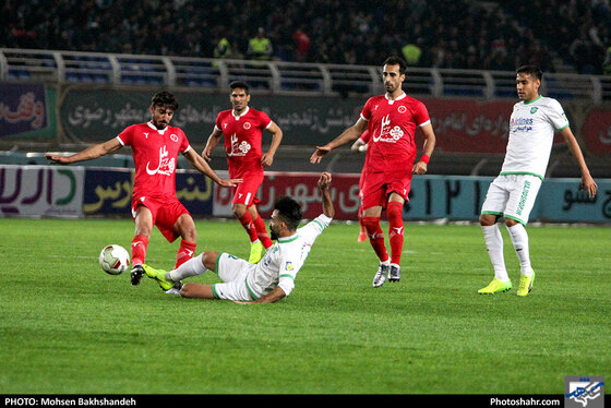 لیگ برتر فوتبال پدیده مشهد و ماشین سازی تبریز  / عکس: محسن بخشنده / شهرآرا