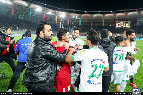 لیگ برتر فوتبال پدیده مشهد و ماشین سازی تبریز  / عکس: محسن بخشنده / شهرآرا