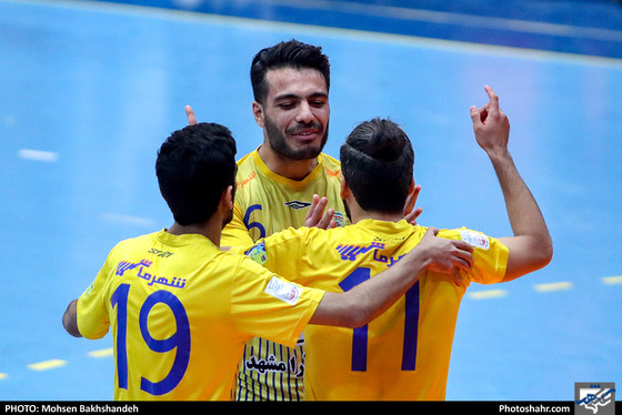  لیگ برتر فوتسال / فرش آرا مشهد و شهرداری ساوه -  عکس : محسن بخشنده /شهرآرا