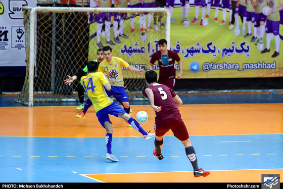  لیگ برتر فوتسال / فرش آرا مشهد و شهرداری ساوه -  عکس : محسن بخشنده /شهرآرا