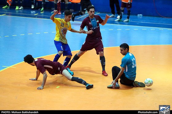  لیگ برتر فوتسال / فرش آرا مشهد و شهرداری ساوه -  عکس : محسن بخشنده /شهرآرا