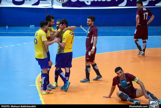  لیگ برتر فوتسال / فرش آرا مشهد و شهرداری ساوه -  عکس : محسن بخشنده /شهرآرا