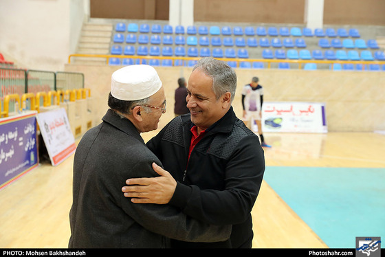 تمرین تیم والیبال پیام خراسان پیش از بازی با شهرداری گنبد / عکس: محسن بخشنده / شهرآرا