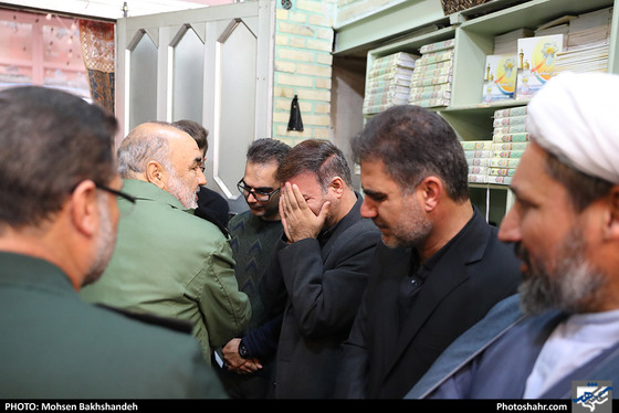 تشییع پیکر سردار منصوری فرمانده قرارگاه منطقه‌ ای ثامن الائمه(ع)