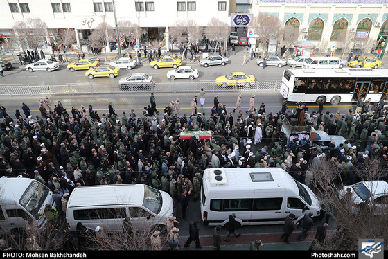 تشییع پیکر سردار منصوری فرمانده قرارگاه منطقه‌ ای ثامن الائمه(ع)