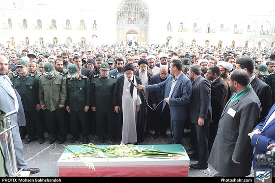 تشییع پیکر سردار منصوری فرمانده قرارگاه منطقه‌ ای ثامن الائمه(ع)