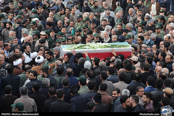 تشییع پیکر سردار منصوری فرمانده قرارگاه منطقه‌ ای ثامن الائمه(ع)