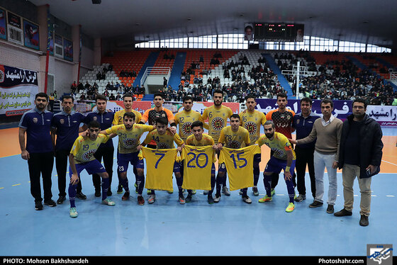 لیگ برتر فوتسال / فرش آرا مشهد و مقاومت قرچک