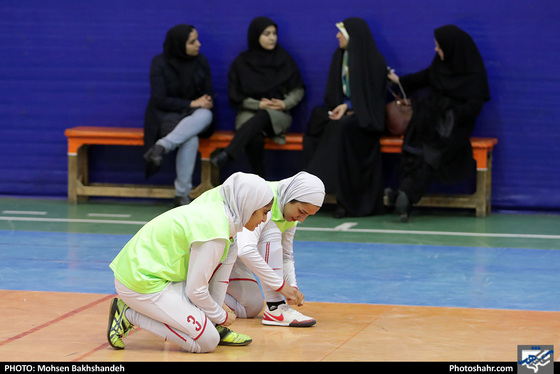 تمرین تیم فوتسال بانوان هیات فوتبال خراسان رضوی - عکس : محسن بخشنده /شهرآرا