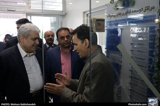 سفر معاون علمی و فناوری رییس جمهور به مشهد - عکس : محسن بخشنده / شهرآرا