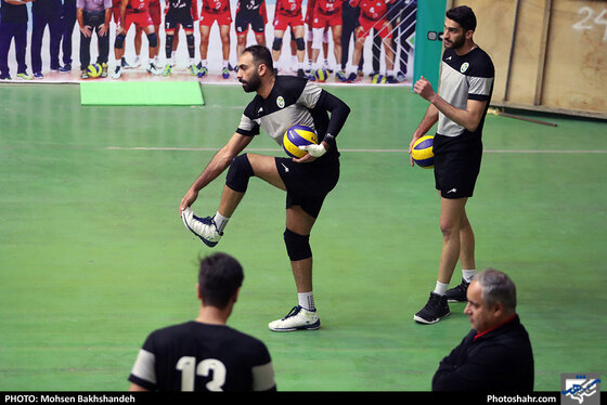 تمرین تیم والیبال پیام خراسان پیش از بازی با خاتم اردکان