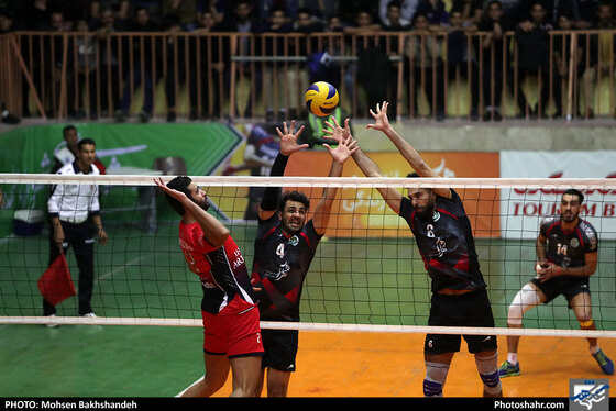 لیگ برتر والیبال / پیام خراسان و خاتم اردکان