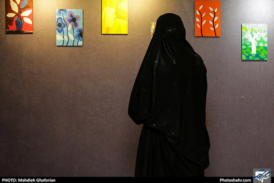 نمایشگاه نقاشی «مرد بارانی» - عکس: مهدیه غفوریان /شهرآرا