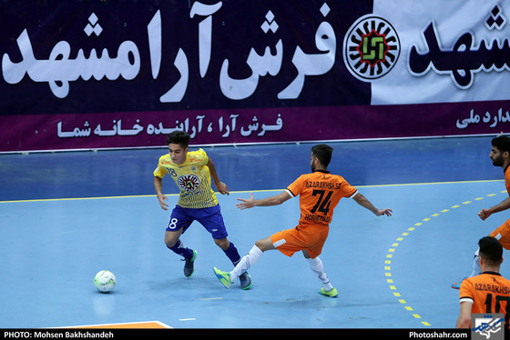 لیگ برتر فوتسال / فرش آرا مشهد و آذرخش بندرعباس / عکس: محسن بخشنده / شهرآرا
