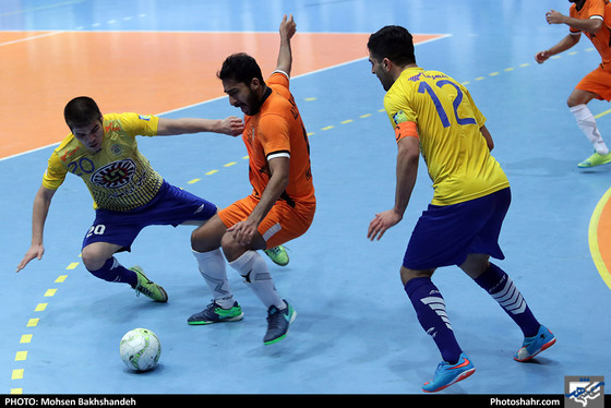 لیگ برتر فوتسال / فرش آرا مشهد و آذرخش بندرعباس / عکس: محسن بخشنده / شهرآرا
