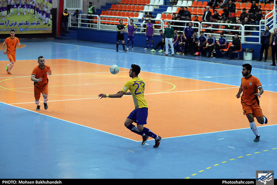 لیگ برتر فوتسال / فرش آرا مشهد و آذرخش بندرعباس / عکس: محسن بخشنده / شهرآرا
