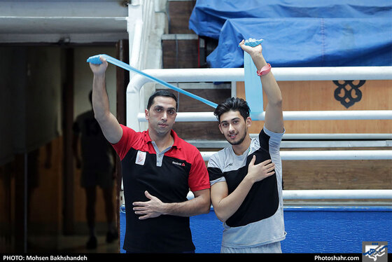  آخرین جلسه تمرین تیم والیبال پیام خراسان پیش از بازی با شهرداری تبریز - عکس : محسن بخشنده / شهرآرا