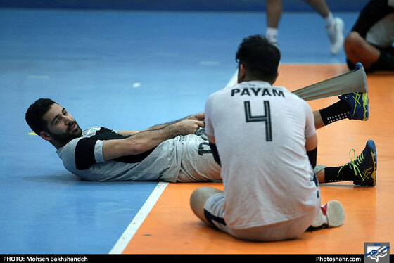  آخرین جلسه تمرین تیم والیبال پیام خراسان پیش از بازی با شهرداری تبریز - عکس : محسن بخشنده / شهرآرا