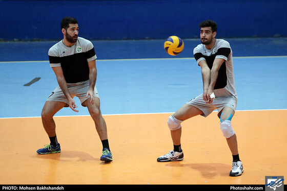  آخرین جلسه تمرین تیم والیبال پیام خراسان پیش از بازی با شهرداری تبریز - عکس : محسن بخشنده / شهرآرا