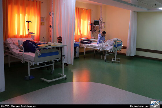  حضور استاندار خراسان رضوی در بیمارستان امام رضا (ع)  به مناسبت روز پرستار