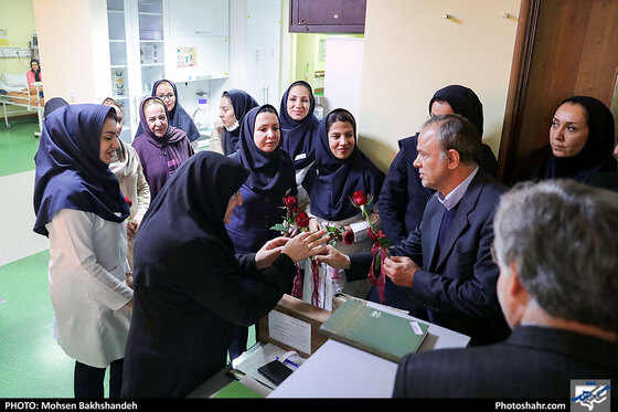  حضور استاندار خراسان رضوی در بیمارستان امام رضا (ع)  به مناسبت روز پرستار