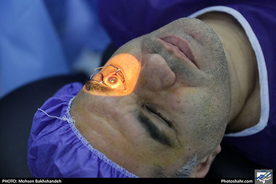 عمل جراحی سنتو لیزر در بیمارستان بینا - عکس : محسن بخشنده / شهرآرا