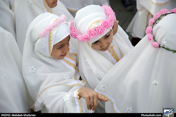 آیین جشن تکلیف دختران - عکس : مهدیه غفوریان / شهرآرا