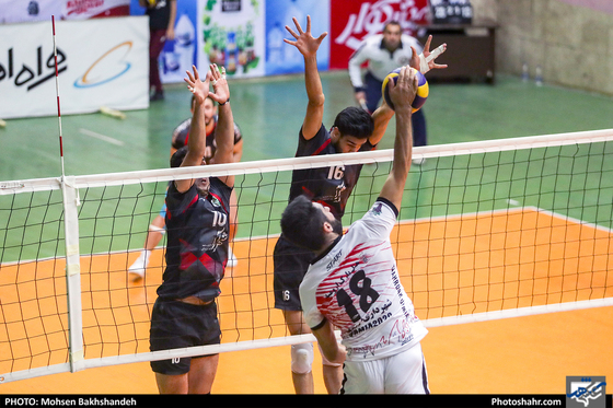 لیگ برتر والیبال / پیام  خراسان و  شهرداری ارومیه