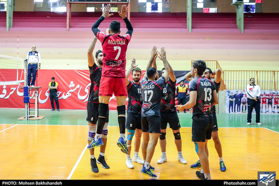 لیگ برتر والیبال / پیام  خراسان و  شهرداری ارومیه