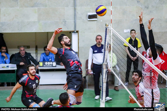 لیگ برتر والیبال / پیام  خراسان و  شهرداری ارومیه