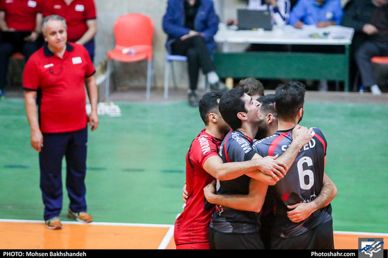 لیگ برتر والیبال / پیام  خراسان و  شهرداری ارومیه