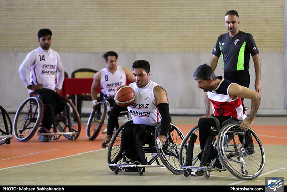 مسابقات سوپرلیگ بسکتبال با ویلچر/ مسابقه شهید فیاض بخش مشهد و کالسمین زنجان‎ / عکس: محسن بخشنده / شهرآرا
