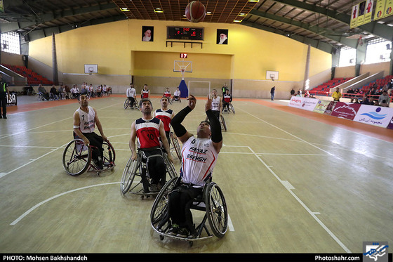 مسابقات سوپرلیگ بسکتبال با ویلچر/ مسابقه شهید فیاض بخش مشهد و کالسمین زنجان‎ / عکس: محسن بخشنده / شهرآرا