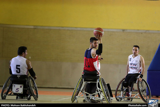 مسابقات سوپرلیگ بسکتبال با ویلچر/ مسابقه شهید فیاض بخش مشهد و کالسمین زنجان‎ / عکس: محسن بخشنده / شهرآرا