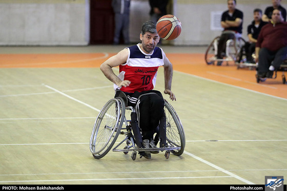 مسابقات سوپرلیگ بسکتبال با ویلچر/ مسابقه شهید فیاض بخش مشهد و کالسمین زنجان‎ / عکس: محسن بخشنده / شهرآرا
