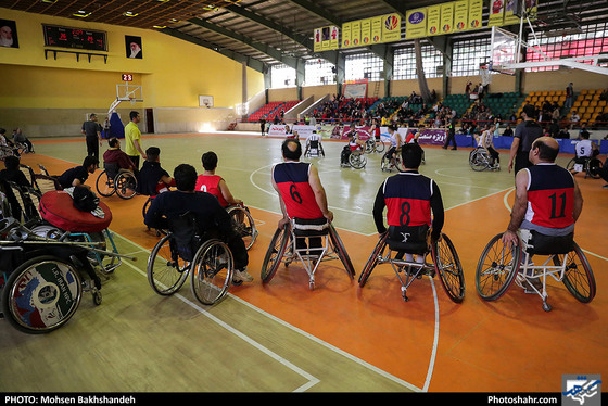مسابقات سوپرلیگ بسکتبال با ویلچر/ مسابقه شهید فیاض بخش مشهد و کالسمین زنجان‎ / عکس: محسن بخشنده / شهرآرا