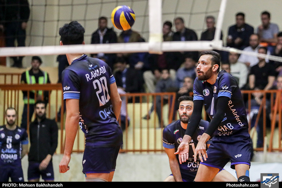 لیگ برتر والیبال مسابقه پیام مشهد و عقاب نهاجا تهران -عکاس: محسن بخشنده / شهرآرا